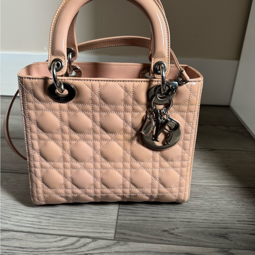 Medium Lady Dior